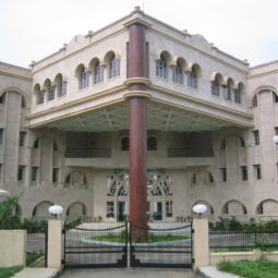 West_Bengal_National_University_of_Juridical_Sciences_Kolkata_front_entrance_2006
